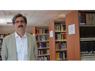 “Türkiye İle İslam Dünyası’nın Bağı Koparılmaya Çalışılıyor”