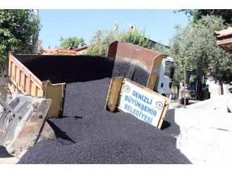 Denizli’de Yol Çöktü