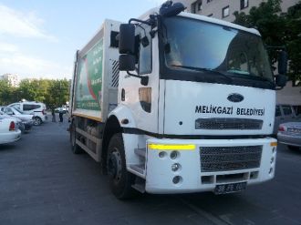 Melikgazi’ye Yeni Çöp Toplama Aracı