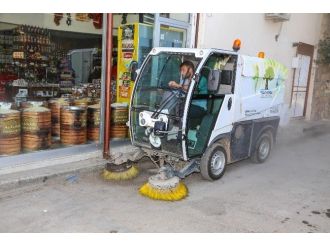 Şehitkamil’de Bütün Sokaklar Temizleniyor