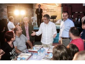 Cihangir Mahallesi Sokak İftarında Buluştu