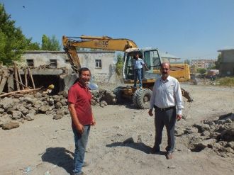 Malazgirt’te Yol Çalışması