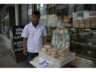 Afyonkarahisar’da “Kandil Helvası” Yoğunluğu