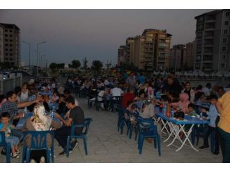 Muhasebeci Ve Mali Müşavirler İftar Yemeğinde Buluştu