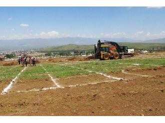 Büyükşehir, Mezarlık Alanlarını Büyütüyor