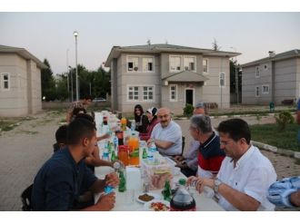 İftarda Bir Araya Geldiler