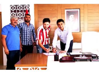 Sarıgöl Belediyespor Transfere Doymuyor