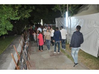 Katliamlara Fotoğraf Sergisiyle Tepki