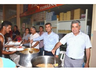 Chp’li Üstündağ’dan İftar Çadırına Ziyaret