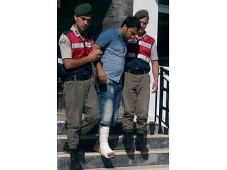 Jandarmadan Kaçarken Kayalıklardan Düştü