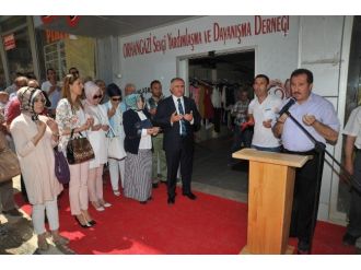 Orhangazi’ye Sevgi Market Açıldı