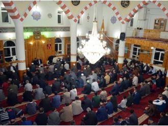 Adilcevaz’da Kadir Gecesi Coşkuyla Kutlandı