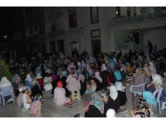 Didim’de Kadir Gecesinde Camiler Doldu Taştı