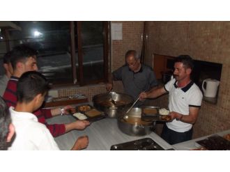 Küre Devlet Hastanesi İftar Yemeği Verdi, Mevlit Okuttu