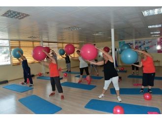 Çiğli’de Yaz Kurslarına Yoğun İlgi
