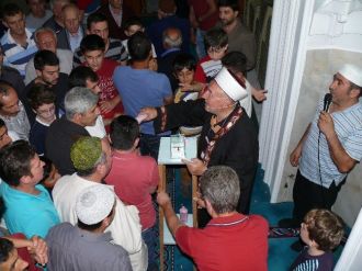 Bilecik’te Kadir Gecesinde Sakal-ı Şerif Coşkusu