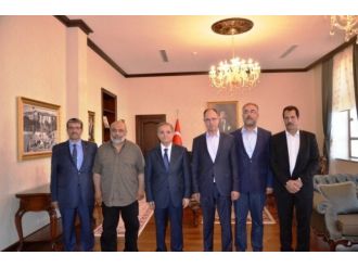 Filistin Ankara Büyükelçisi Dr.faed Mustafa’dan Vali Tapsız’a Ziyaret