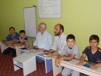 Tercan Müftüsü İsmail Geren’den Yaz Kur’an Kurslarına Ziyaret