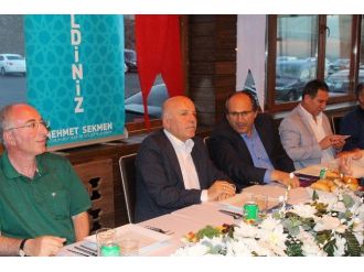 Başkan Sekmen, İftarda Gazetecilerle Biraraya Geldi