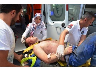 Elektriğe Çarpılan 2 İşçi Yaralandı