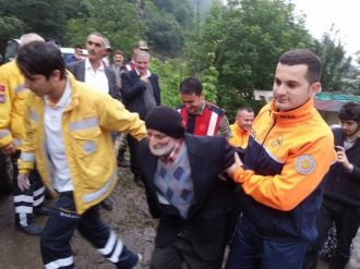 Kayıp Adam Evinin Önünde Bulundu