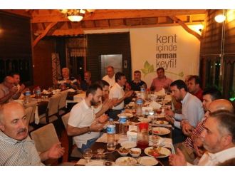 Adapazarı Belediyesi Meclis Üyeleri İftarda Buluştu