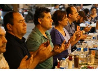 Bodrum Belediyesi Sahur Yemeği Verdi