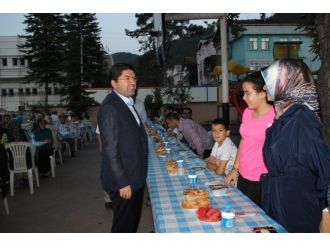 Milletvekili Yılmaz Tunç, Şehit Ve Gazi Aileleri İle İftar Açtı