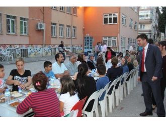 Başkan Ercengiz, 35 Bin Burdurluyla İftar Yaptı‏