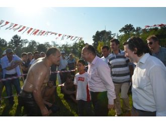 Güreş Heyecanı Kartepe’de Yaşanacak