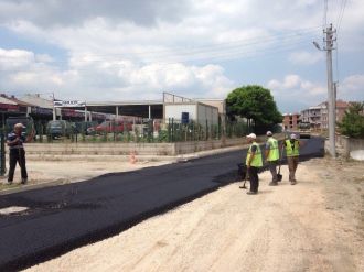 İnegöl’de Asfaltlama Çalışmaları Devam Ediyor