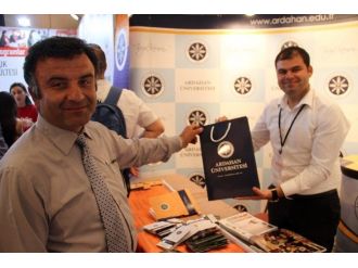 Arü, İstanbul Ve Ankara’da Üniversite Adayı Öğrencilerle Buluştu