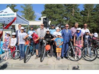 Büyükşehir’den Çocuklara Bayram Hediyesi