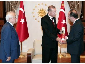 Cumhurbaşkanı Erdoğan, Kırkpınar Heyetini Kabul Etti