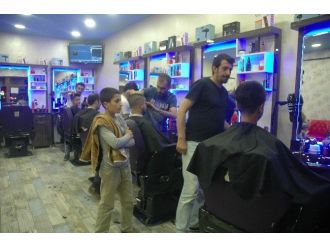 Kuaför Salonlarında Bayram Yoğunluğu