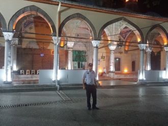 Zabıta’dan Cami Önlerinde Önlem