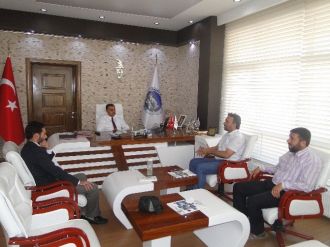 Yazarlar Birliği İstanbul Şube Başkanı Develi Belediye Başkanı Mehmet Cabbar’ı Ziyaret Etti