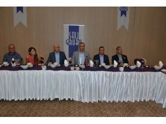 Vali Türker Salı Grubu İşadamlarıyla İftarda Buluştu