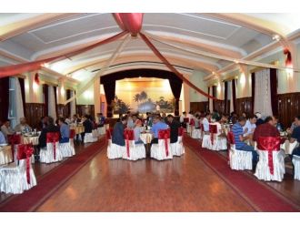 Aziziye’de Daire Amirleri Ve Kaymakamlık Personeline İftar Programı