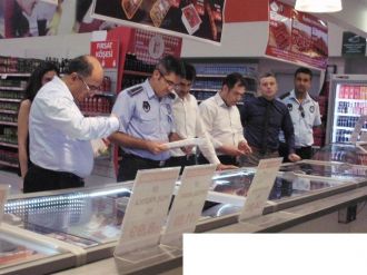 Gemlik’te Pastane Ve Marketler Denetlendi