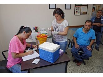 Konak Belediye Personeline Tetanos Aşısı