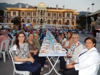 Şekame Kadınları İftar Yemeğinde Ağırladı