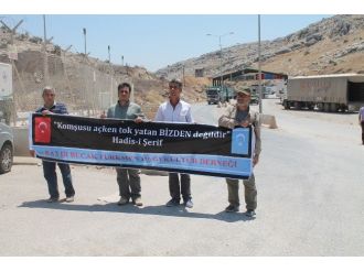 Büyükşehir’den Türkmenlere Kadir Gecesi Gıda Ve Su Desteği