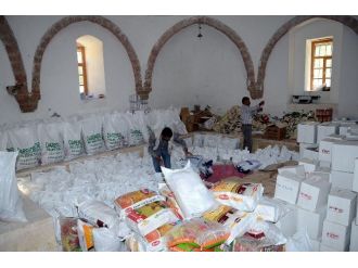 Darende Belediyesi’nden İhtiyaçlılara Yardım