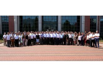 Adü Ailesi Bayramlaştı