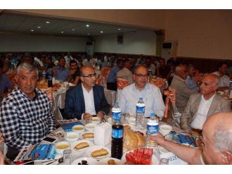 Adıyamanlılar Vakfı İftar Programı Düzenledi