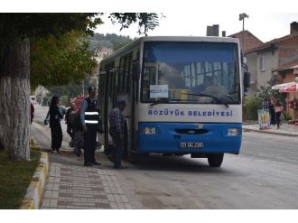Mezarlık Bayram Ziyaretleri İçin Hazır Hale Getirildi