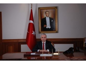 Vali Kamçı’dan Bayram Mesajı