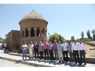 Şehzade Osmanoğlu, Ahlat’a Hayran Kaldı