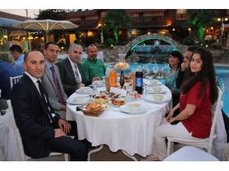 Uedaş Ve Clk Uludağ Elektrik Ailesi İftarda Buluştu...(düzeltme-tekrar)